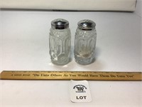 L E SMITH VINTAGE MOON & STARS CLEAR GLASS SALT