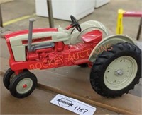 Ford 901 select speed small die cast tractor