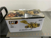 Diecast Masters Cat 988K wheel loader, 1/50