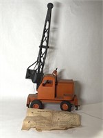 Vintage Doepke Metal Model Crane w/ Instructions