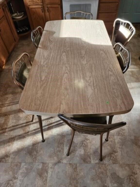 Chrome Legged Table and 6 Chairs
