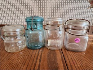 4 Jars with Metal Bails