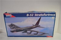 NIB Monogram B-52 Stratofortress Airplane Model