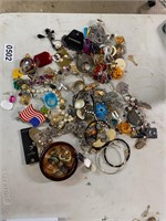 Assorted lot miscellaneous costume jewelry