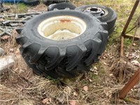 Tractor Tires and Wheels (New Holland) 380/70R20