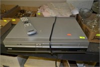 Hitachi DVD & VHS Player