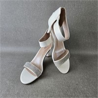 Style & Co. Ladies Phillyisfr White & Silver Heels