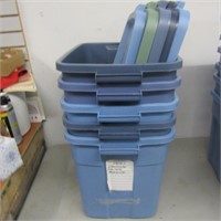 (5)Plastic totes w/lids.