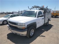 2002 Chevrolet 2500 4x4 Utility Truck