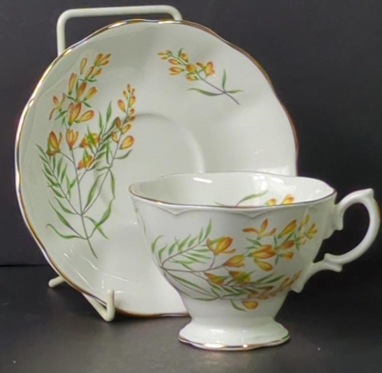 Royal Albert Honeysuckle HTF