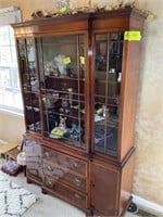 Hathaway Mahogony Antique China Cabinet, 47 in wid