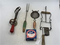 Vintage kitchen lot, red handled handmixer, red