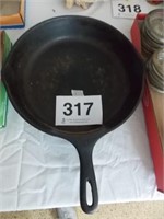 #10 Wagner Ware cast iron skillet