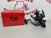 Daiwa BG 5000 Spinning Fishing Reel NIB