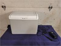 Coleman Cooler - Model 5640 - With Cord & Charger