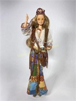 VTG Mattel 1998 Peace & Love 70’s Barbie