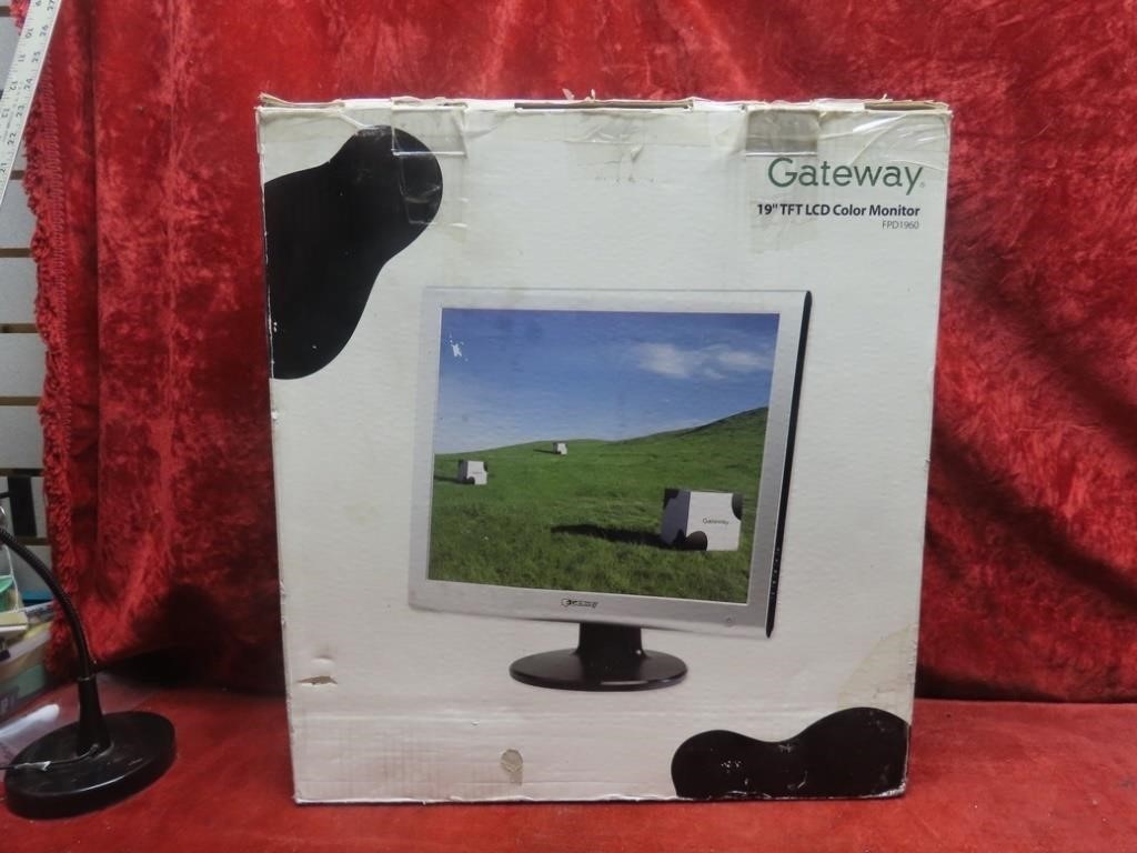 Gateway computer monitor.