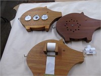 3 Wooden Pig Decor