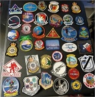 W - LOT OF COLLECTIBLE PATCHES (L43)