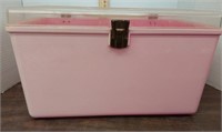 Vtg Sewing case. Pink. 13in x 8in x 8.5in