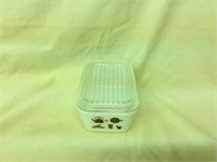 Pyrex EARLY AMERICAN Refrigerator Dish with Lid