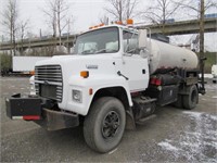 1993 Ford L8000 S/A Slurry Truck