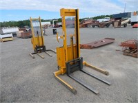 Multiton MIC Corp. SM20 Electric Pallet Stacker