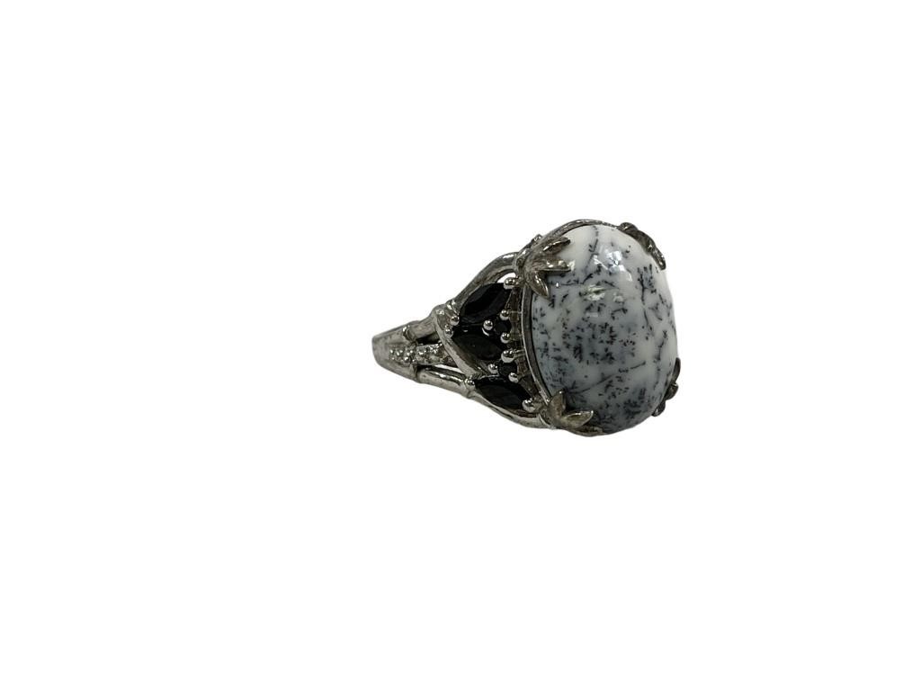 .925 Silver White Buffalo Turquoise Ladies Ring