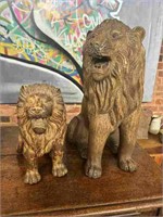 2 AFRICAN LION POTTERY STATUES