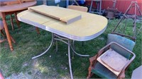 Vintage Dining Table with 11 !/2 Inch Leaf