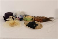 GROUP OF WOMEN'S HATS, FASCINATORS & DOLL HATS