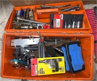 TOOLBOX WITH TOOLS INCLUDED