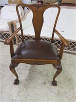 NICE CHIPPENDALE CARVED PARLOR CHAIR 37"T X 25"W