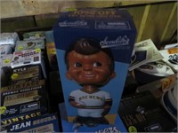 Brewers '15 Collectors Bobblehead: Vintage Brewer
