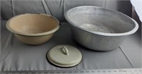 Vintage Aluminum and Enameled Pans and Lid