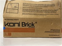 Koni Brick
