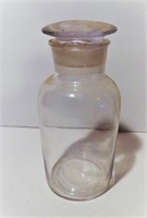 GLASS BOTTLE WITH LID