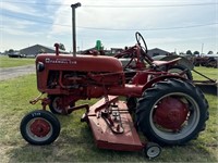 IH Farmall Cub w/ belly mower