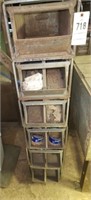 UPRIGHT METAL 5 COMPARTMENT RACK W/ CONTAINERS