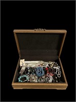Velour Oak Lined Overfilled Luxury Jewelry Box