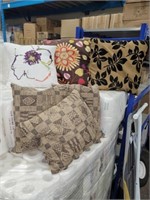 Lot of decorative pillows 6 pcs