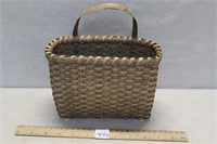 NICE WICKER BASKET