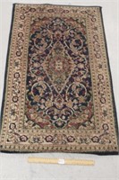 NICE MODERN RUG - 23.5X38.5