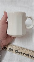 B9 Vintage mug