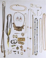 Vtg Gold Tone & White Costume Jewelry