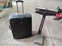 Samsonite Hard Wheeled Suit case and Healthometer