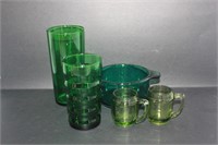 5 PIECES OF GREEN GLASSWARE