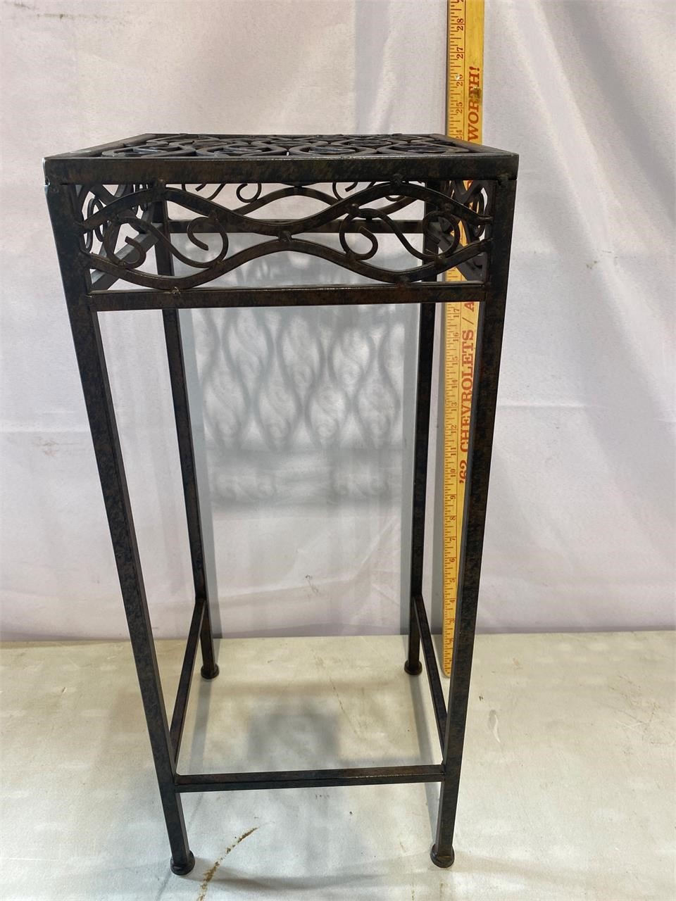 23” Plant Stand