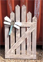 24"x39" Picket Fence Wall Hanging