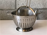 Sianless Colander and Strainer